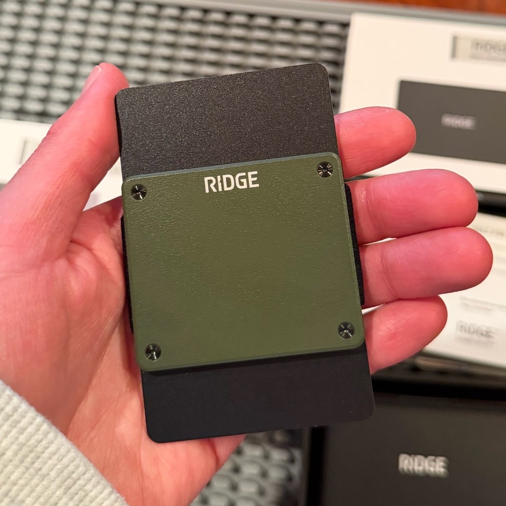 NEW Ridge Matte Olive Green Lite Wallet - Picture 6 of 7